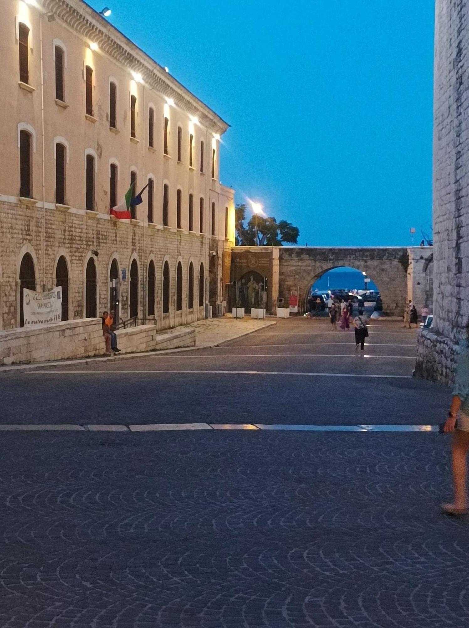 Il Sottano Borgo Antico Villa Bari Bagian luar foto